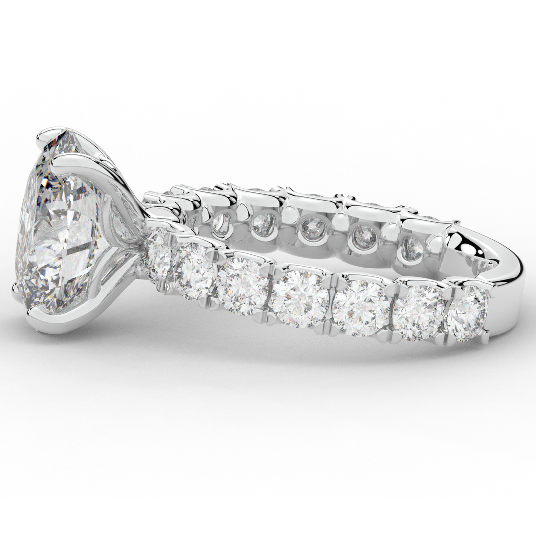 4.35CT.TW OVAL LAB DIAMOND ENGAGEMENT RING - Nazarelle