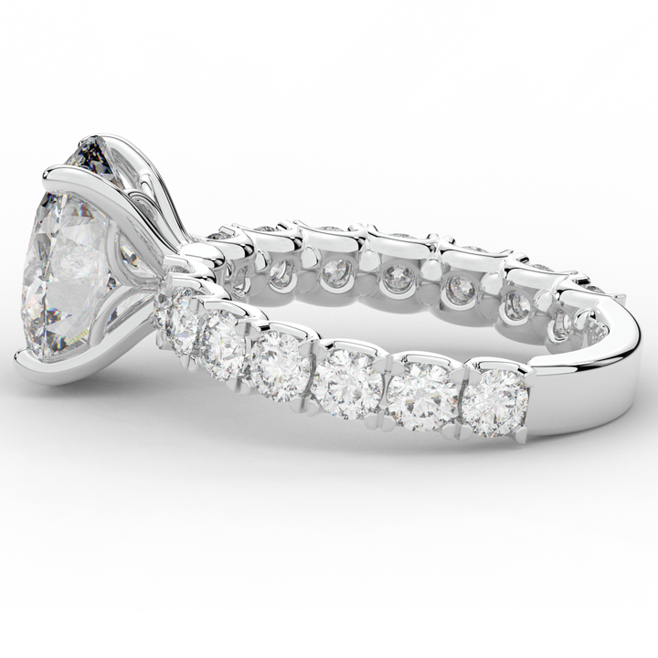 4.35CT.TW OVAL LAB DIAMOND ENGAGEMENT RING - Nazarelle